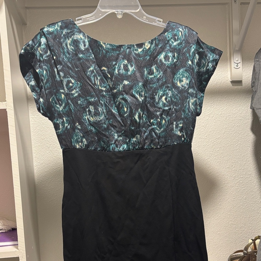 Ann Taylor Black and Teal Patterned Dress